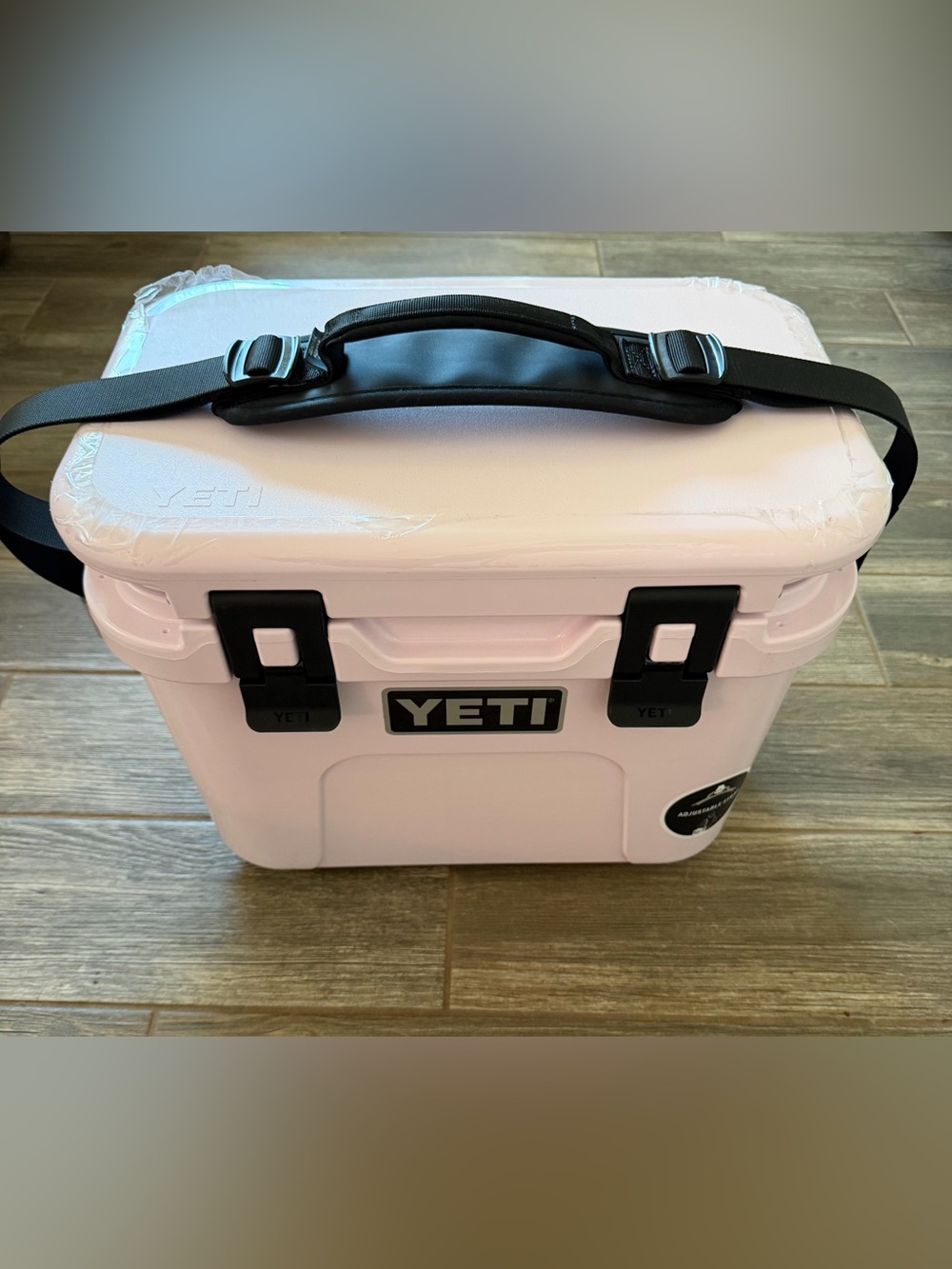 YETI Roadie 15 Cherry Blossom Hard Cooler DoubleDuty Shoulder Strap (NWT)